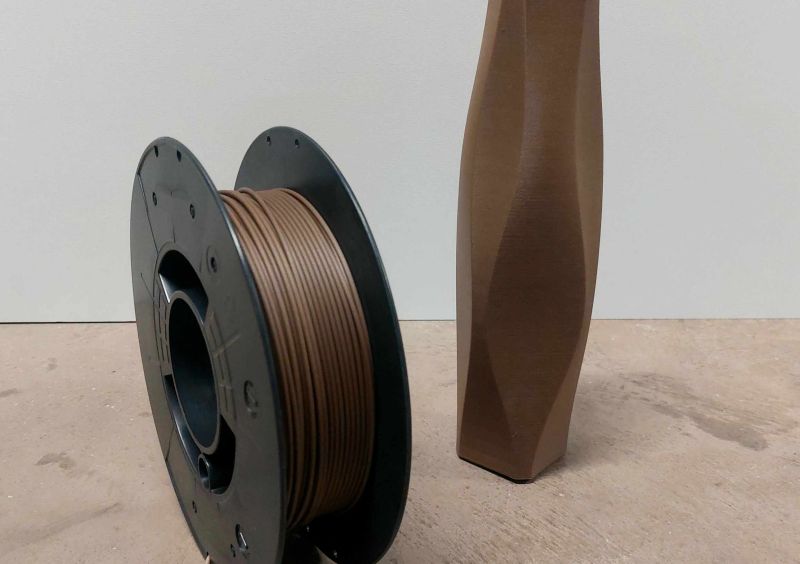 Slika:PLA-filament s pluto FL-F003.jpg