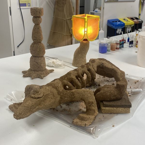 Slika:Kuščar polizdelek2.jpg